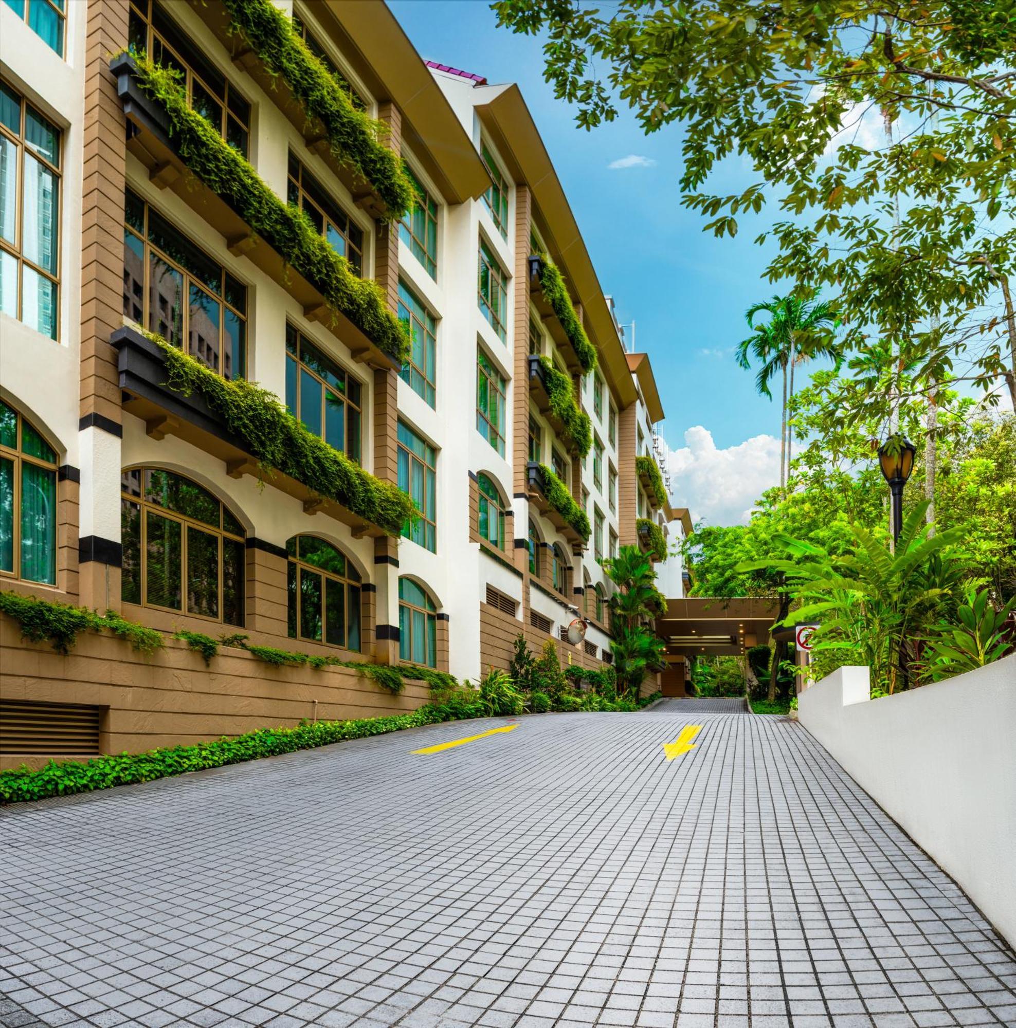 Superior One-Bedroom Apartment Lower Ground Floor